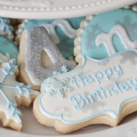 sugar-cookies-frozen-snowflake-1024x694